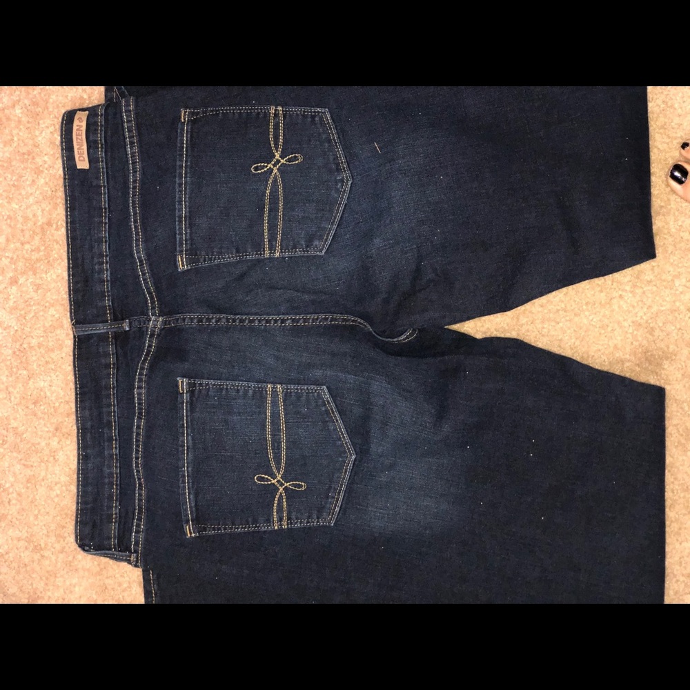 Levi jeans